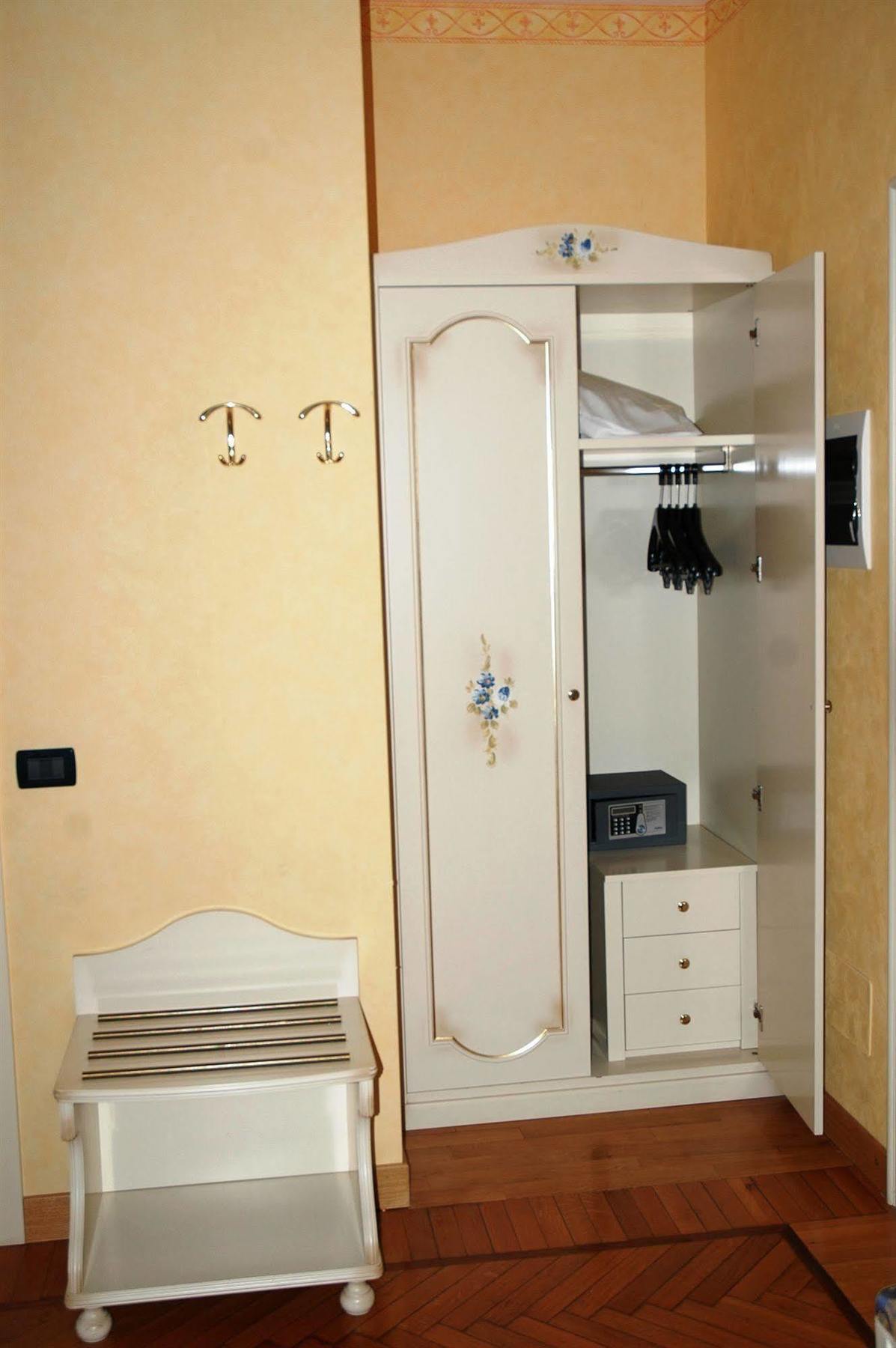 Promessi Sposi Hotel 4*